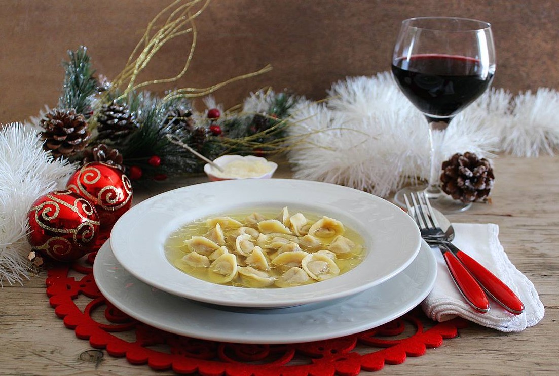 Tortellini in brodo di cappone